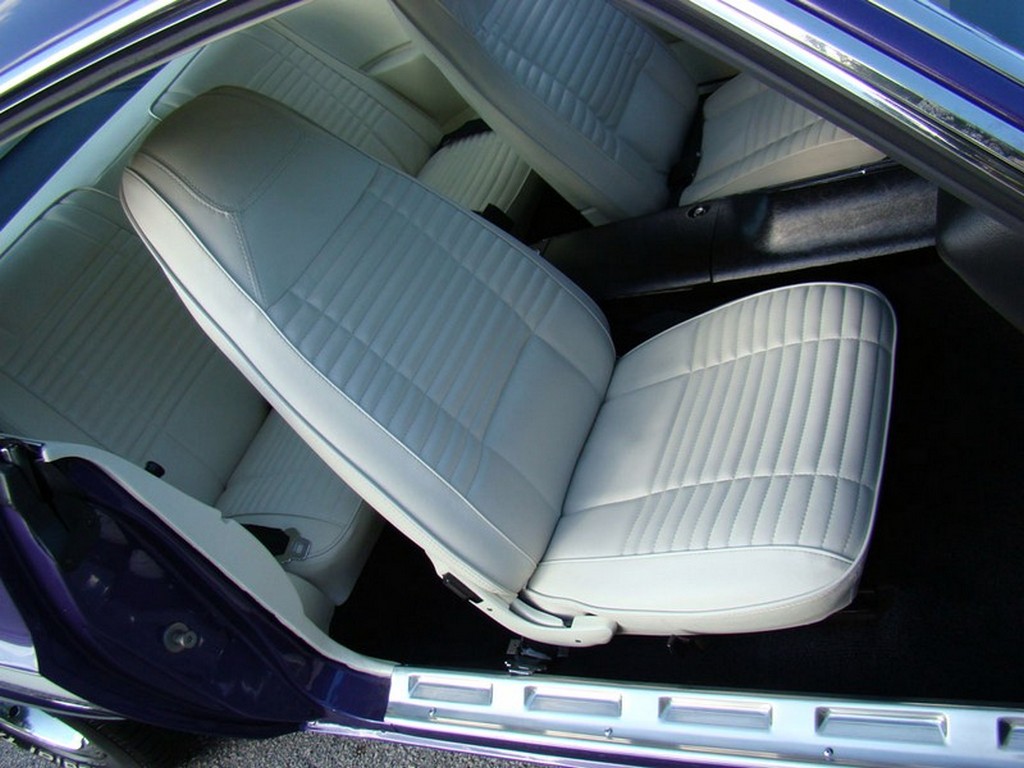 1970 Dodge Challenger R/T - Image 32