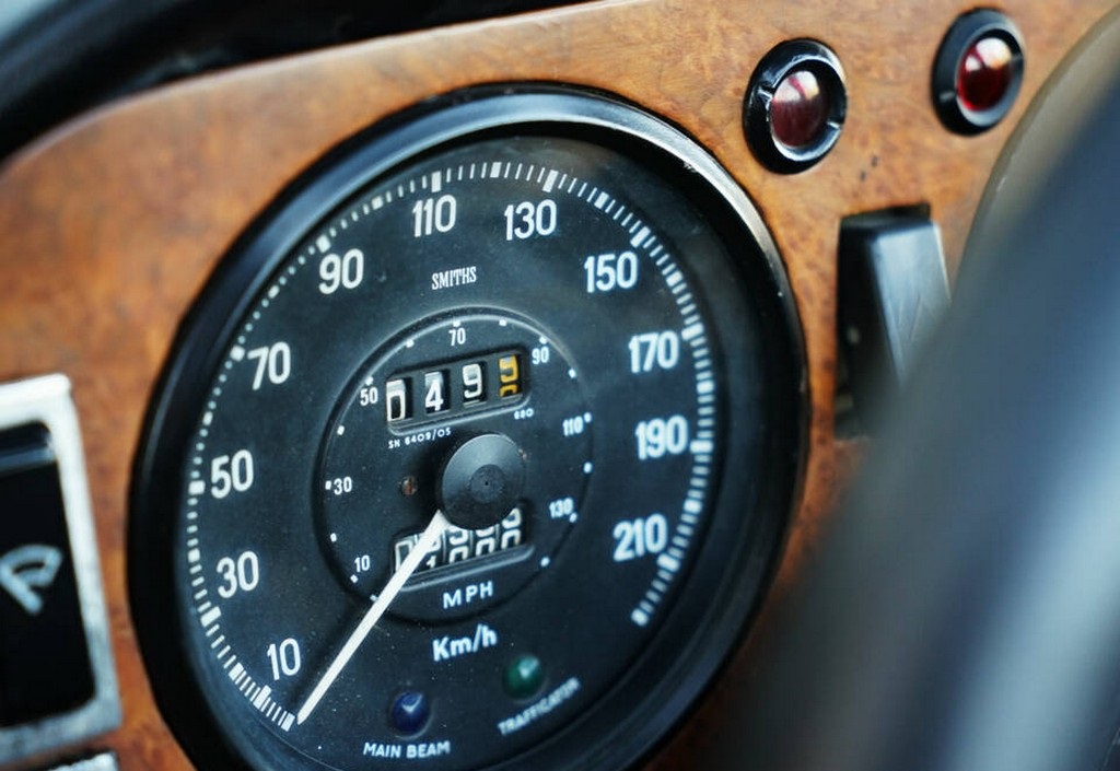 1968 Triumph TR5 PI - Image 18