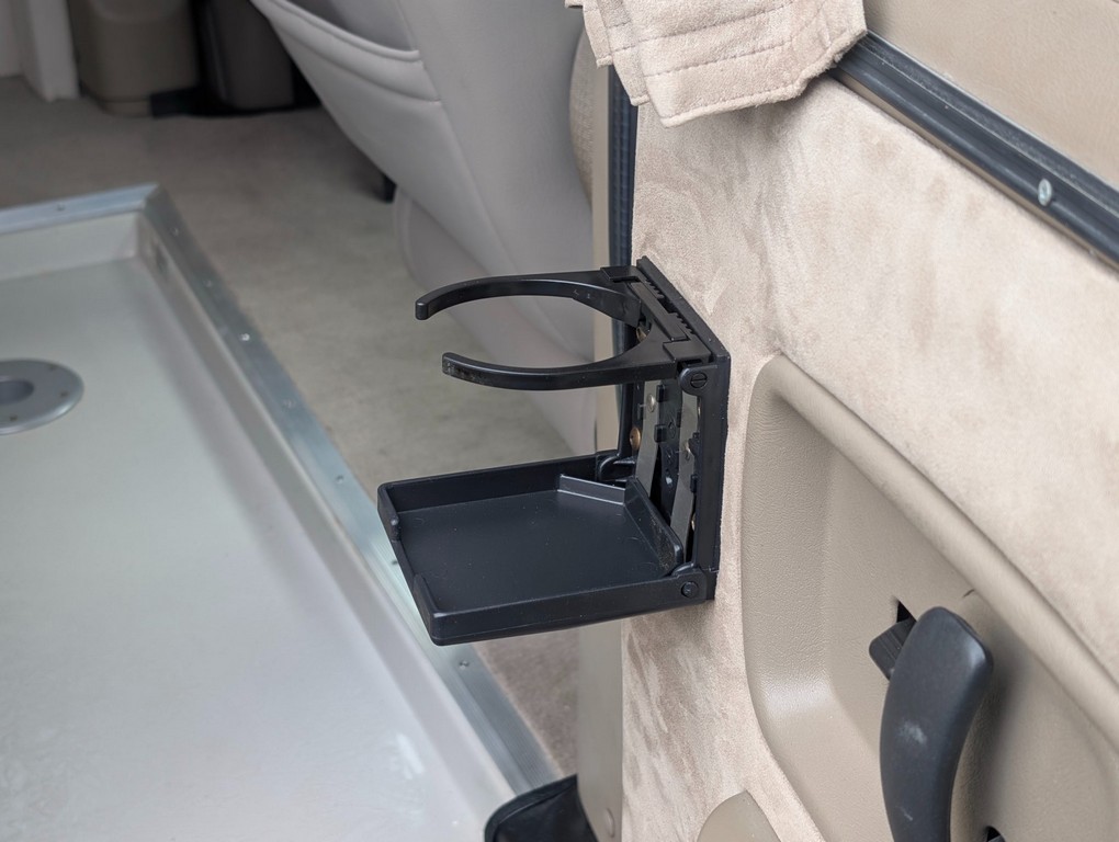 2007 Chevrolet Express 3500 / Roadtrek 210 Versatile – Online Sale - Image 43