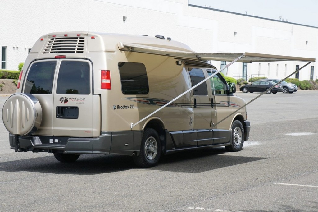 2007 Chevrolet Express 3500 / Roadtrek 210 Versatile – Online Sale - Image 54