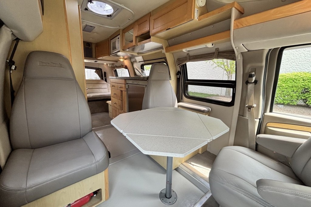 2007 Chevrolet Express 3500 / Roadtrek 210 Versatile – Online Sale - Image 59