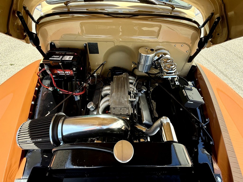 1954 Chevrolet 3100 7-Window Extended Cab Pickup (Restomod) – Online Sale - Image 22