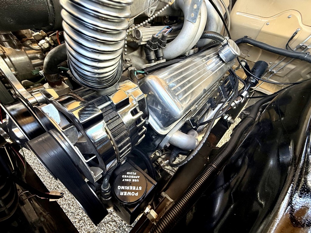 1954 Chevrolet 3100 7-Window Extended Cab Pickup (Restomod) – Online Sale - Image 30