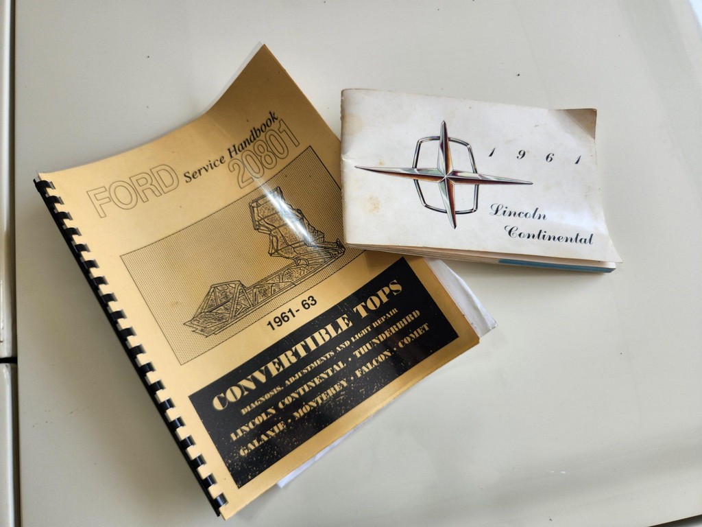 1961 Lincoln Continental Convertible - Online Sale - Image 45