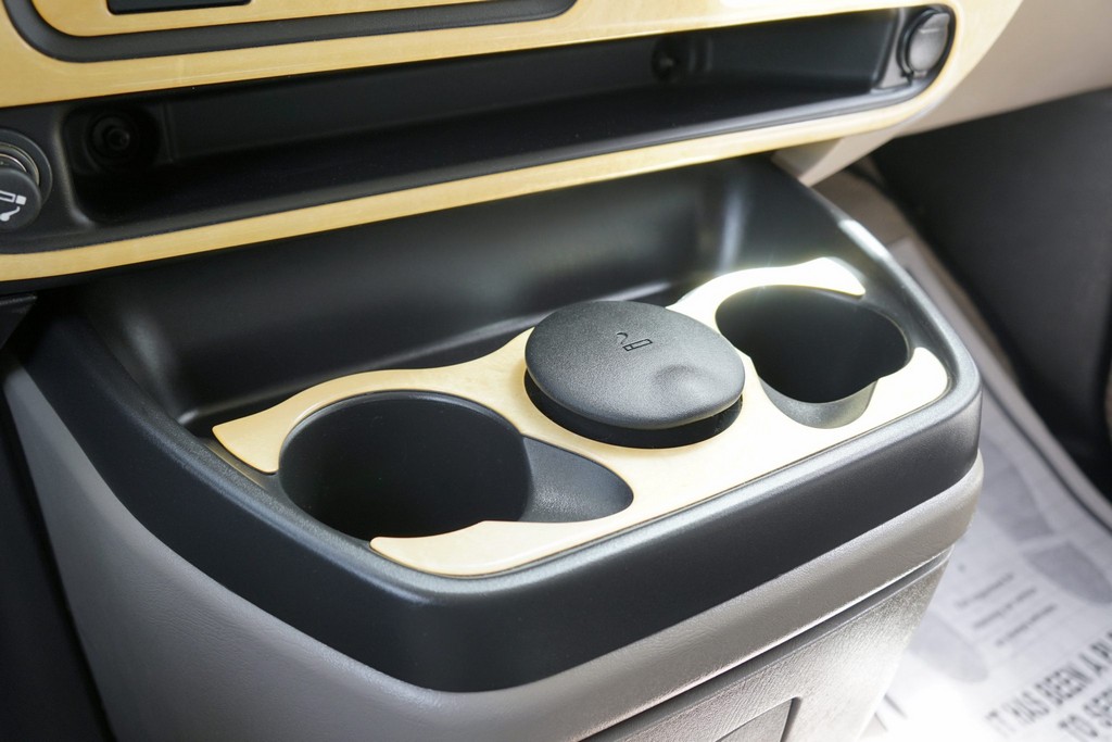 2007 Chevrolet Express 3500 / Roadtrek 210 Versatile – Online Sale - Image 82