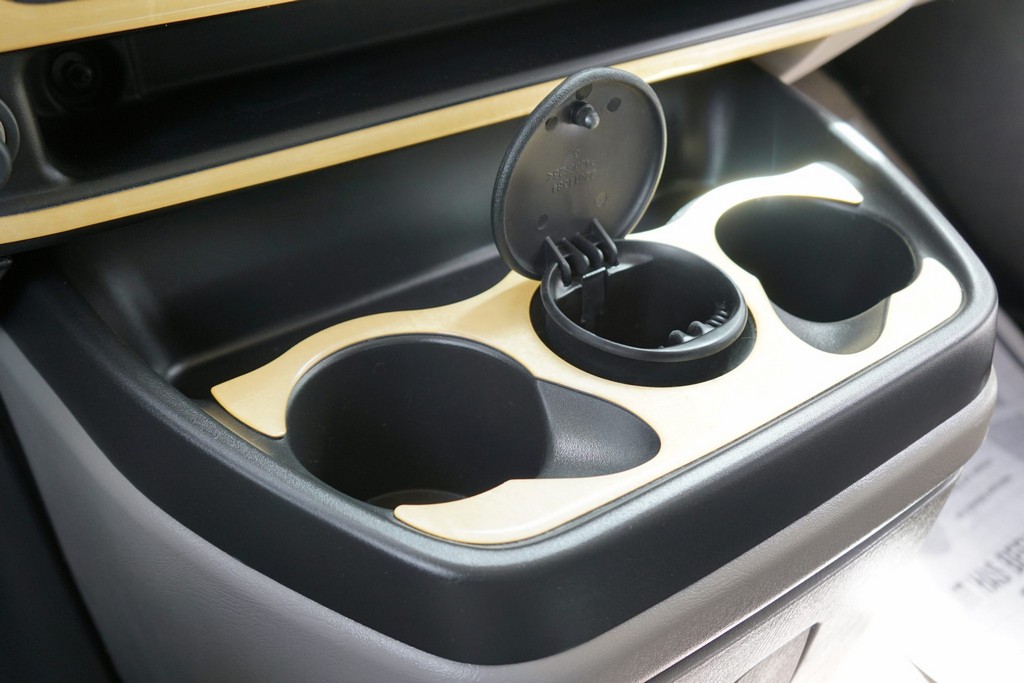 2007 Chevrolet Express 3500 / Roadtrek 210 Versatile – Online Sale - Image 83