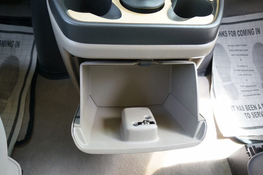 2007 Chevrolet Express 3500 / Roadtrek 210 Versatile – Online Sale - Image 84