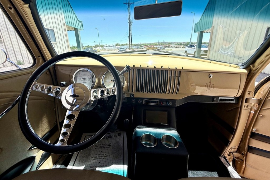 1954 Chevrolet 3100 7-Window Extended Cab Pickup (Restomod) – Online Sale - Image 50