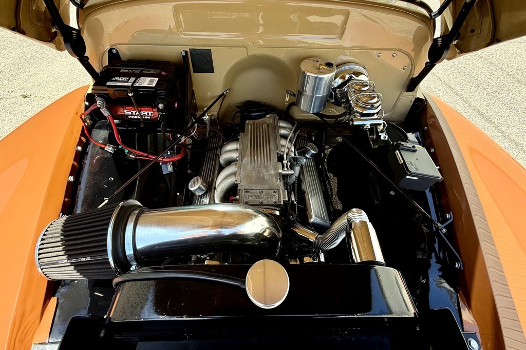 1954 Chevrolet 3100 7-Window Extended Cab Pickup (Restomod) – Online Sale - Image 52