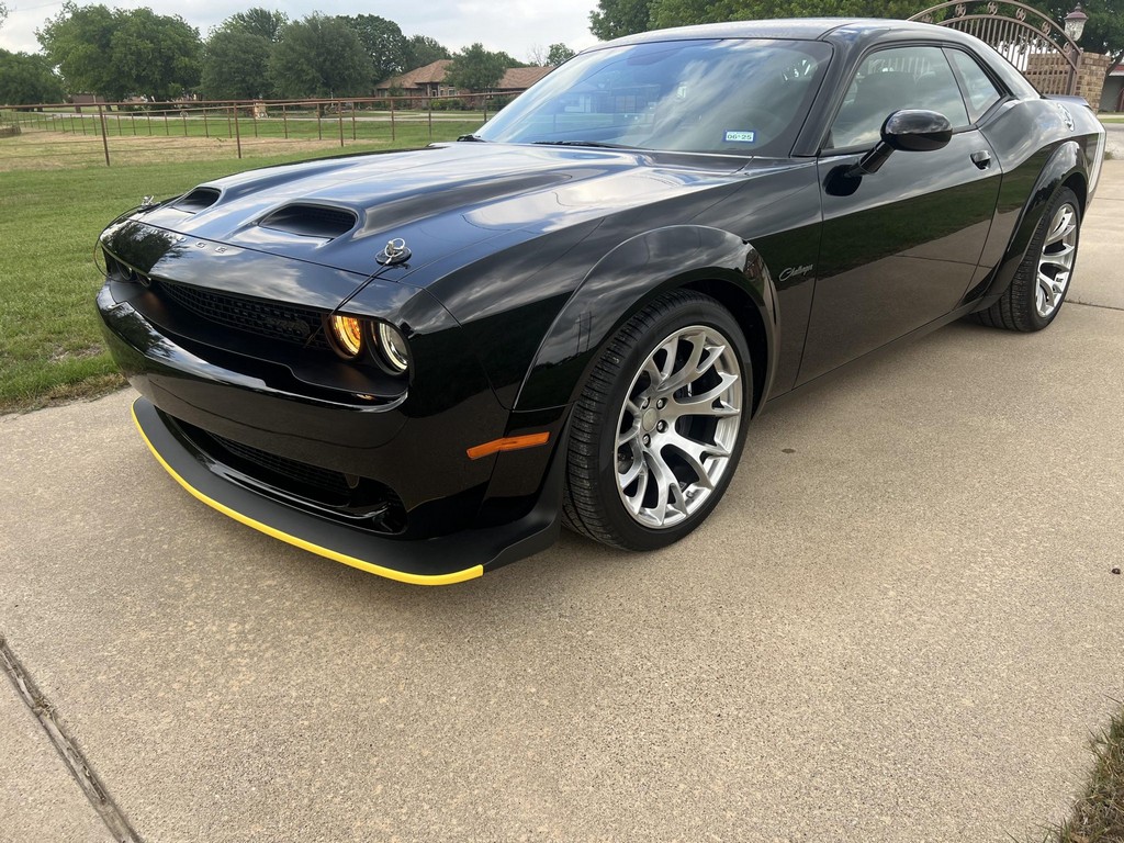 2023 Dodge Challenger Black Ghost – Online Sale