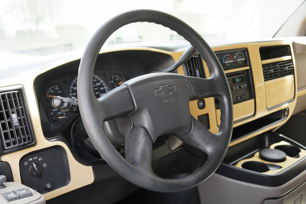 2007 Chevrolet Express 3500 / Roadtrek 210 Versatile – Online Sale - Image 92