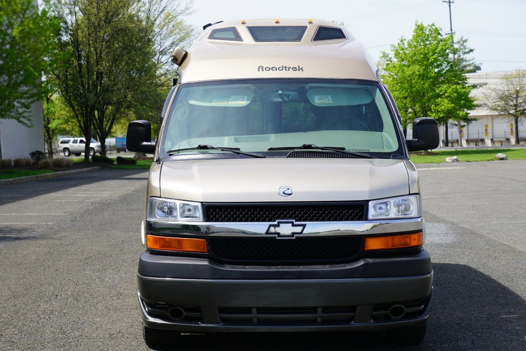 2007 Chevrolet Express 3500 / Roadtrek 210 Versatile – Online Sale - Image 98
