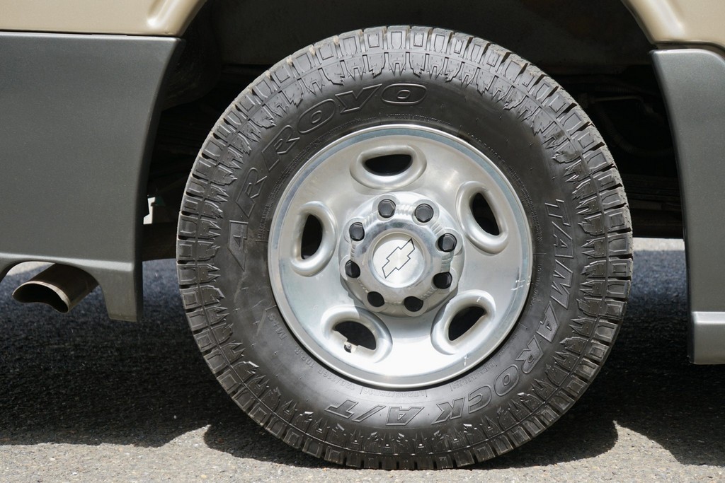 2007 Chevrolet Express 3500 / Roadtrek 210 Versatile – Online Sale - Image 102