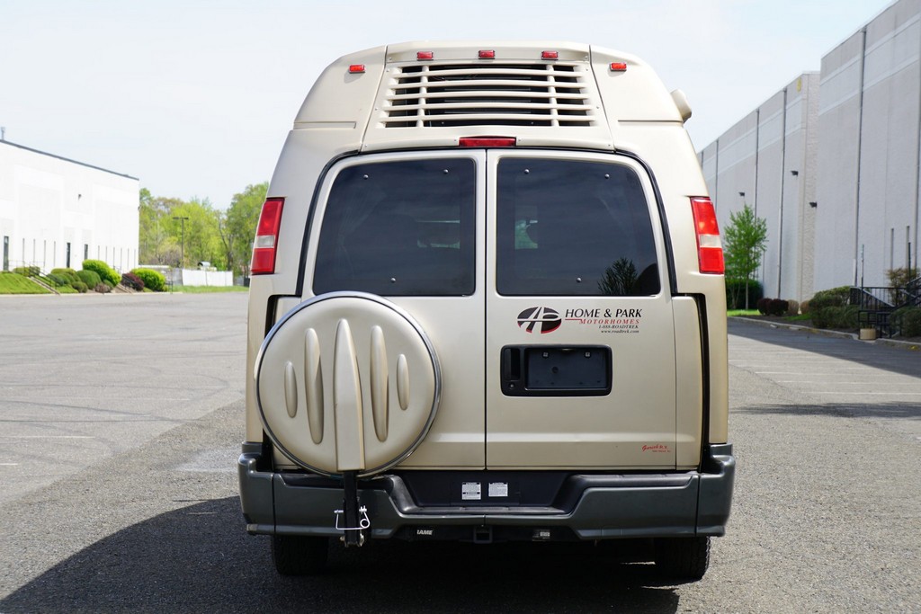 2007 Chevrolet Express 3500 / Roadtrek 210 Versatile – Online Sale - Image 105