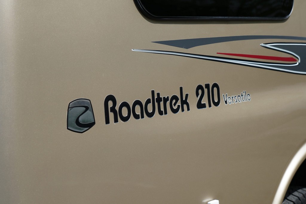 2007 Chevrolet Express 3500 / Roadtrek 210 Versatile – Online Sale - Image 107