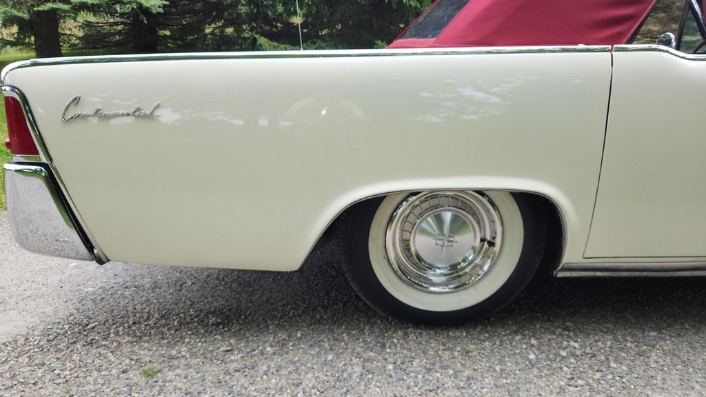 1961 Lincoln Continental Convertible - Online Sale - Image 70
