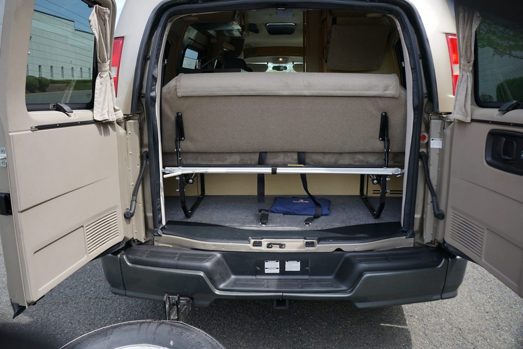 2007 Chevrolet Express 3500 / Roadtrek 210 Versatile – Online Sale - Image 123