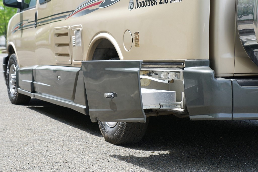 2007 Chevrolet Express 3500 / Roadtrek 210 Versatile – Online Sale - Image 151