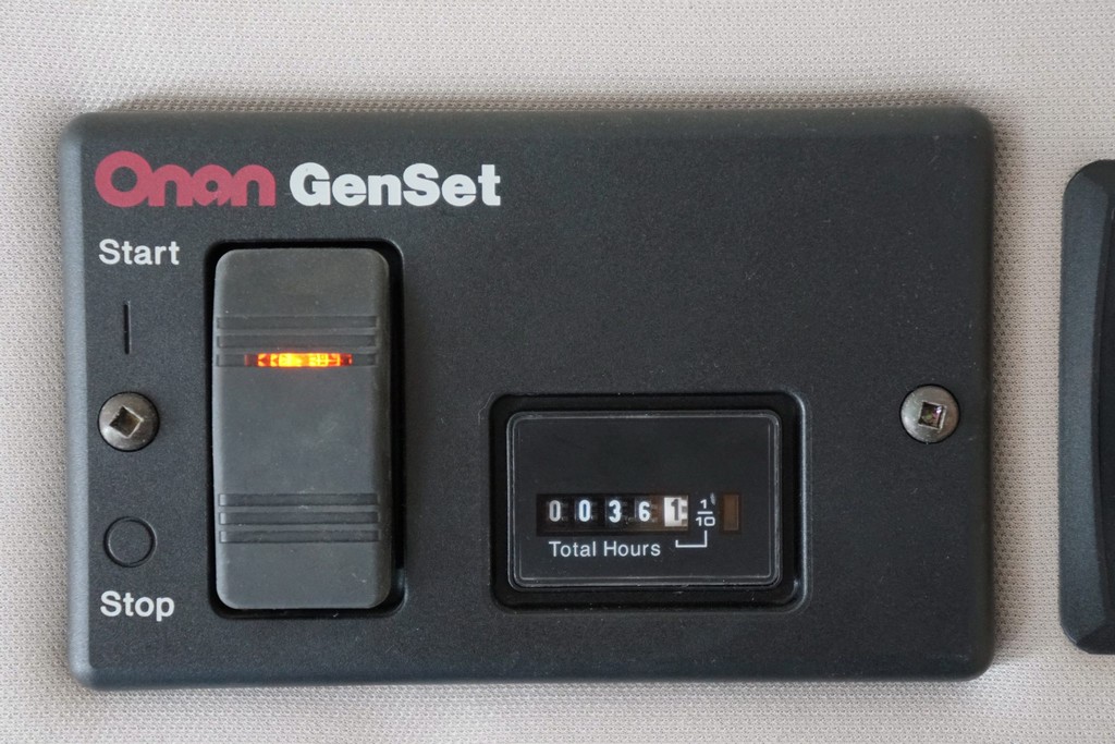 2007 Chevrolet Express 3500 / Roadtrek 210 Versatile – Online Sale - Image 158