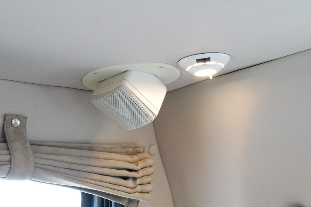 2007 Chevrolet Express 3500 / Roadtrek 210 Versatile – Online Sale - Image 173