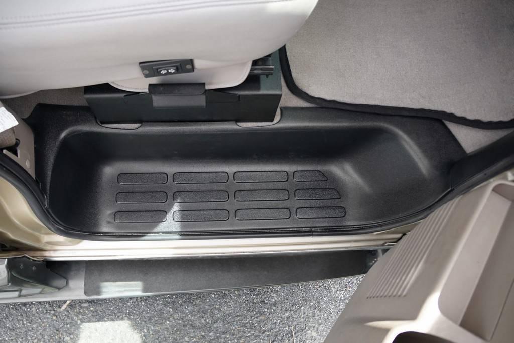 2007 Chevrolet Express 3500 / Roadtrek 210 Versatile – Online Sale - Image 181