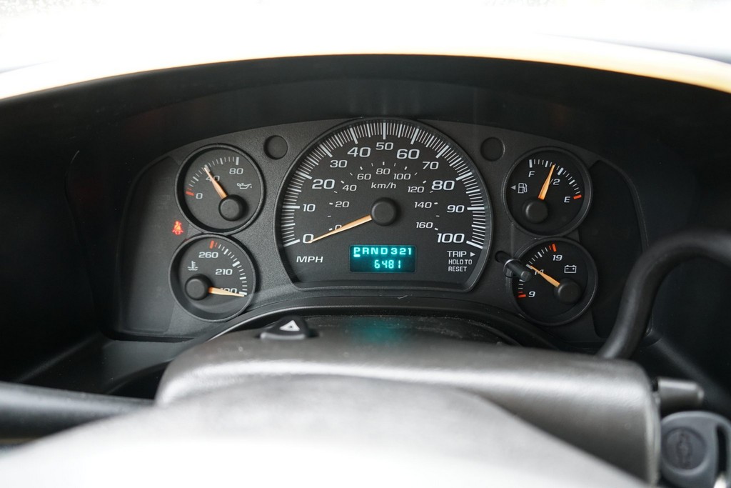2007 Chevrolet Express 3500 / Roadtrek 210 Versatile – Online Sale - Image 4