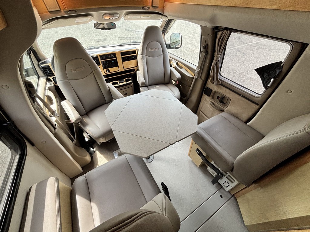 2007 Chevrolet Express 3500 / Roadtrek 210 Versatile – Online Sale - Image 29