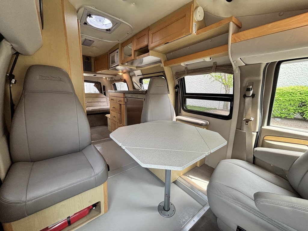 2007 Chevrolet Express 3500 / Roadtrek 210 Versatile – Online Sale - Image 35