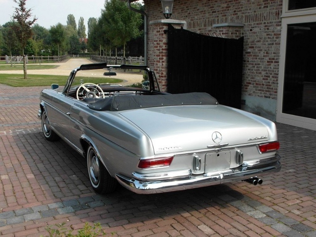 1965 Mercedes-Benz 300 SE – Online Sale - Image 32