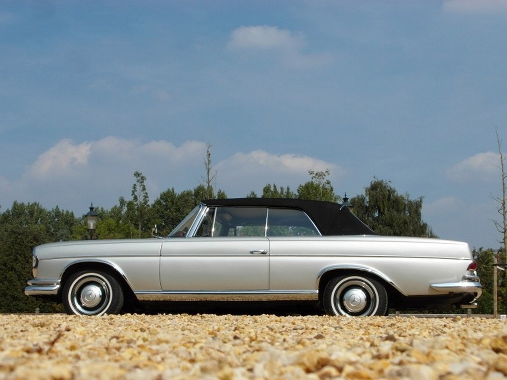 1965 Mercedes-Benz 300 SE – Online Sale - Image 24