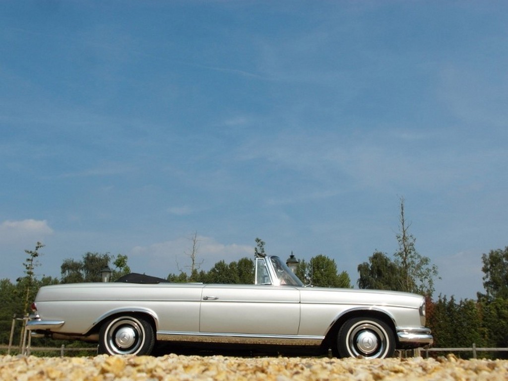 1965 Mercedes-Benz 300 SE – Online Sale - Image 26