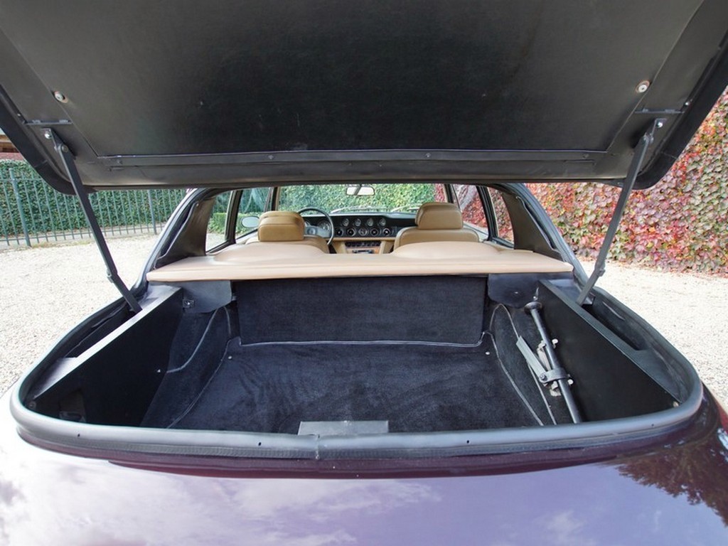 1974 Jensen Interceptor Series III Coupe - Online Sale - Image 5