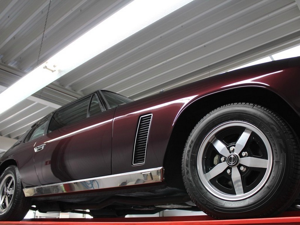 1974 Jensen Interceptor Series III Coupe - Online Sale - Image 9