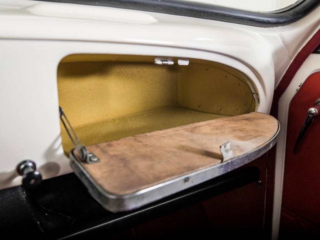 1961 Morris Minor 1000 Traveller - Image 9