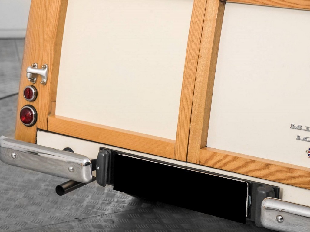 1961 Morris Minor 1000 Traveller - Image 11