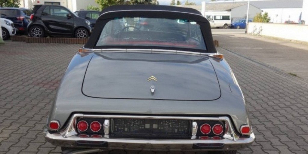 1967 Citroën DS 21 Convertible - Image 23