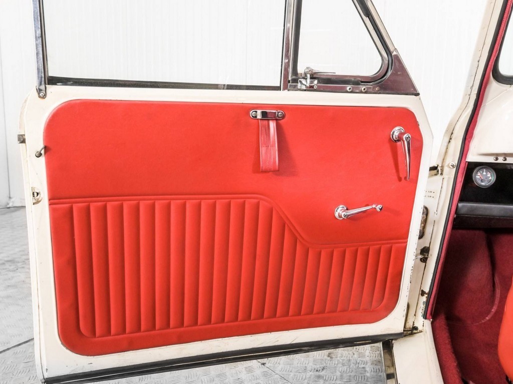 1961 Morris Minor 1000 Traveller - Image 13