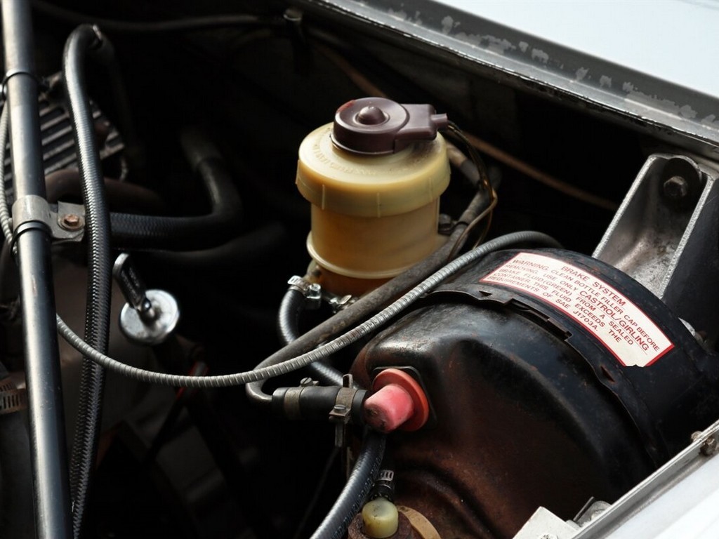 1976 Jaguar XJ6C - Image 44