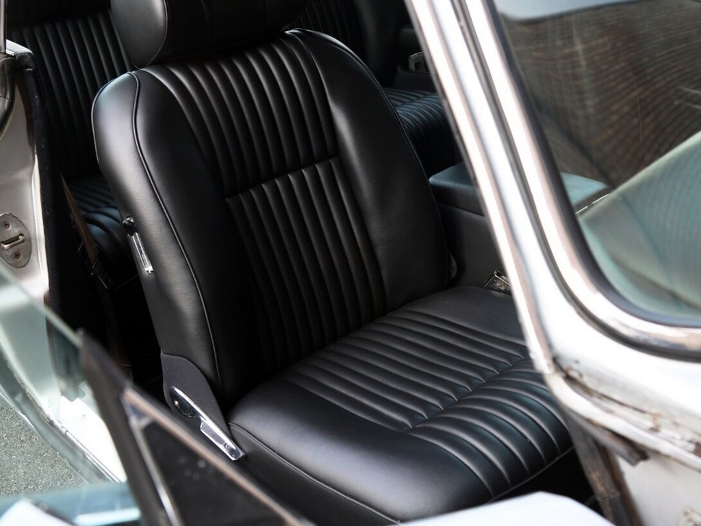 1976 Jaguar XJ6C - Image 45