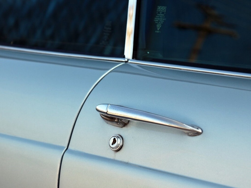 1976 Jaguar XJ6C - Image 46