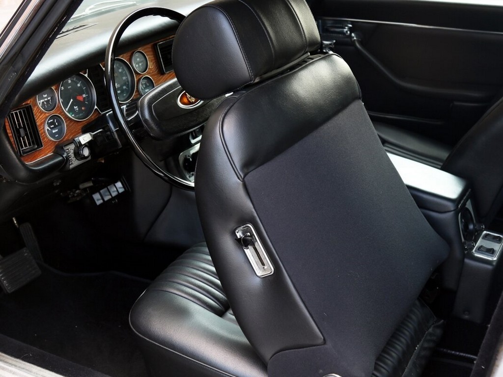 1976 Jaguar XJ6C - Image 48