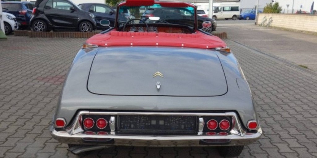 1967 Citroën DS 21 Convertible - Image 33