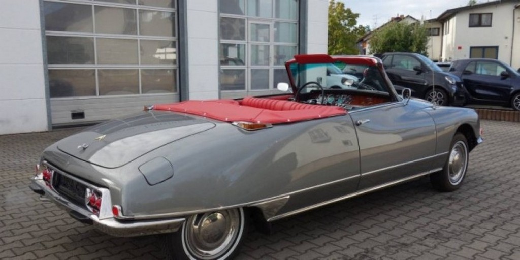 1967 Citroën DS 21 Convertible - Image 3