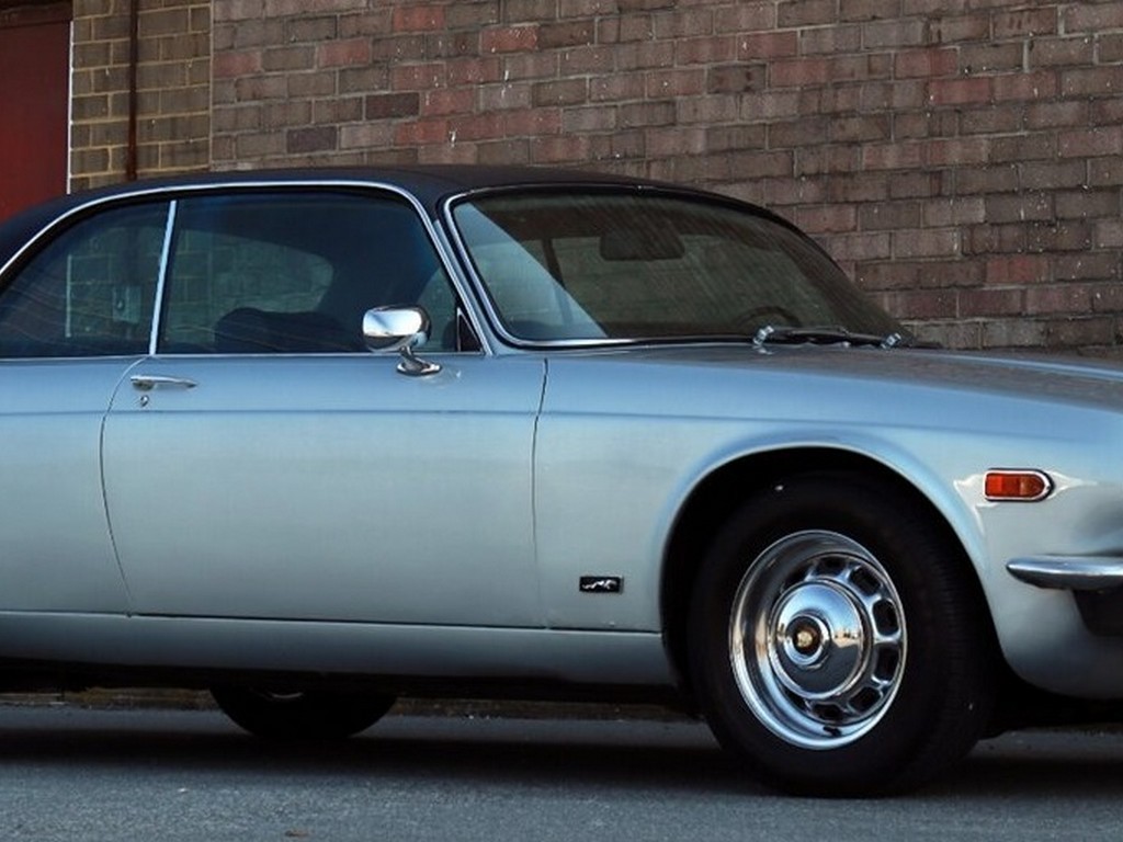 1976 Jaguar XJ6C - Image 57