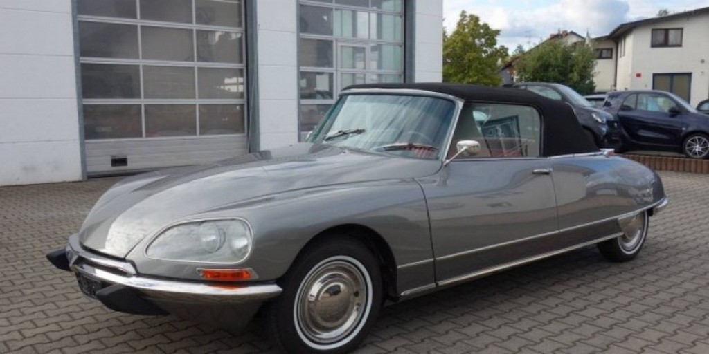 1967 Citroën DS 21 Convertible - Image 13