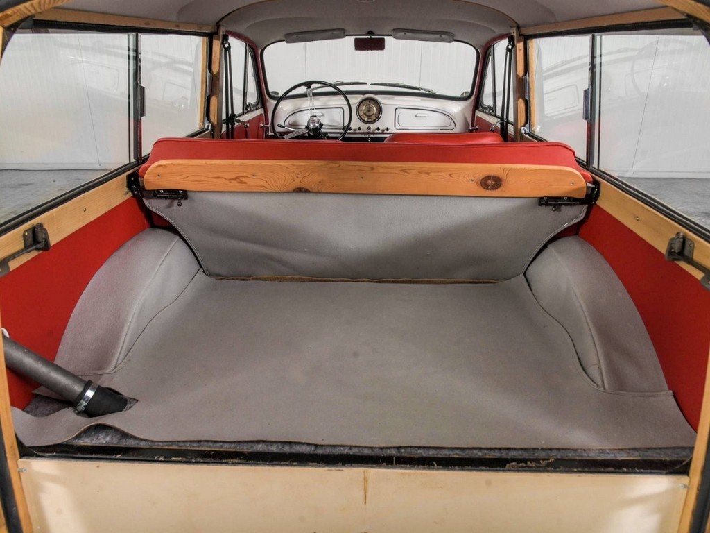 1961 Morris Minor 1000 Traveller - Image 8
