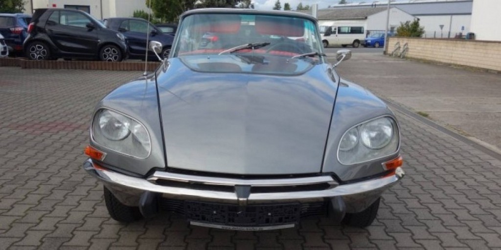 1967 Citroën DS 21 Convertible - Image 18
