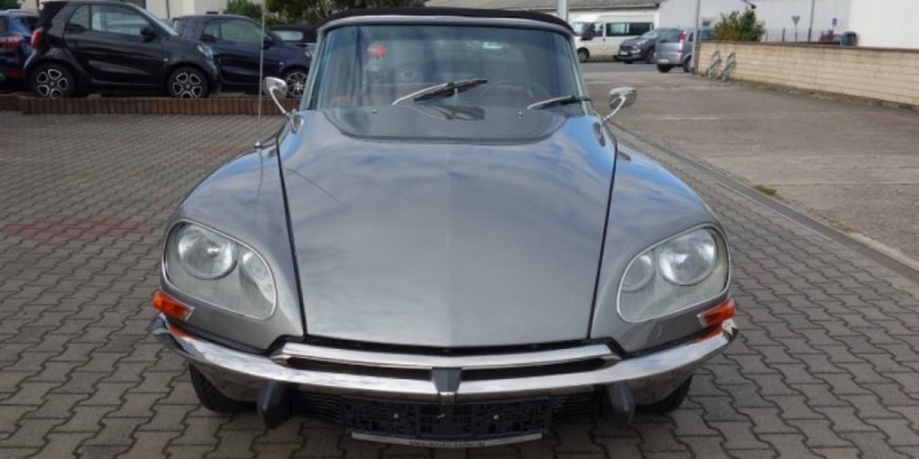 1967 Citroën DS 21 Convertible - Image 20