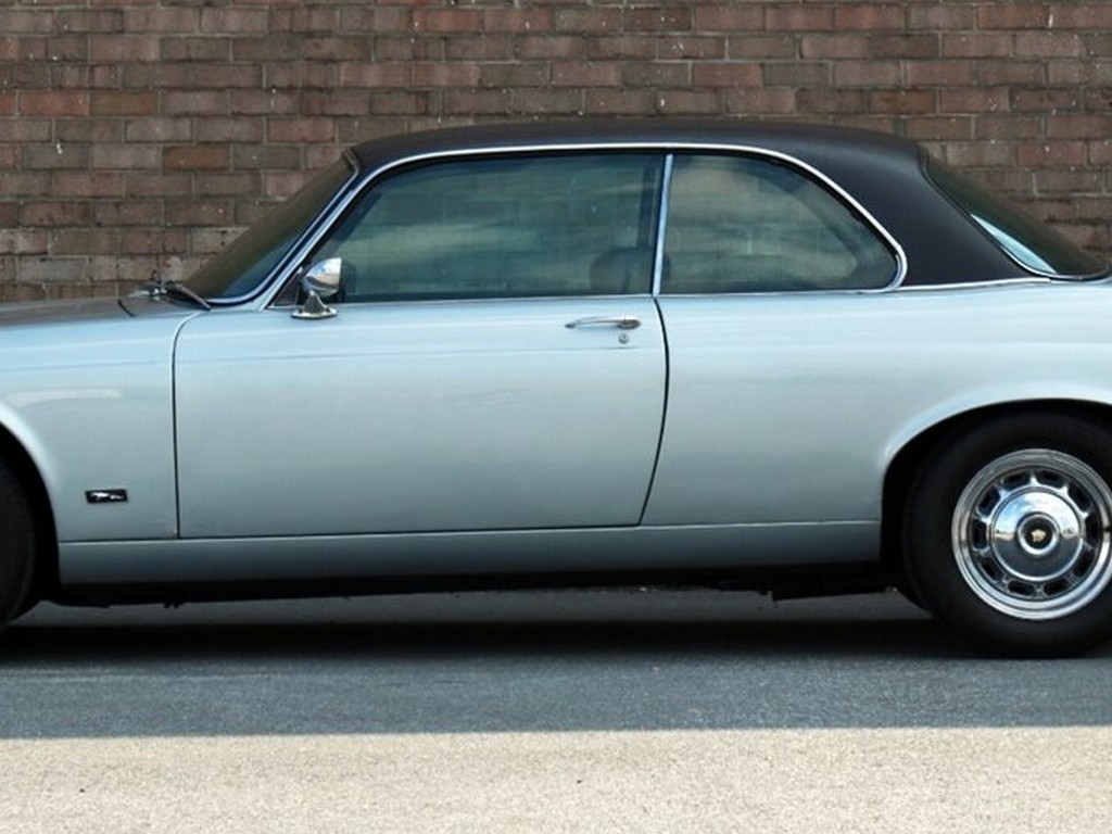 1976 Jaguar XJ6C - Image 86