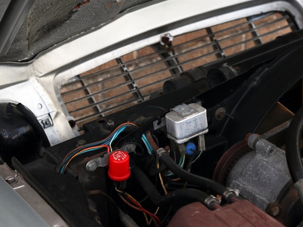 1976 Jaguar XJ6C - Image 91